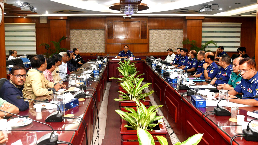 দুর্গাপূজায় অপ্রীতিকর ঘটনা এড়াতে পুলিশ সচেষ্ট থাকবে: আইজিপি