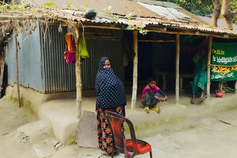 প্রতারণার ফাঁদে ফেলে বাংলাদেশিদের কিডনি যেভাবে পাচার হচ্ছে ভারতে