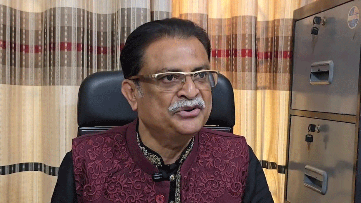 শটগান নিয়ে আলোচনার ভিডিও ভাইরাল: নারায়ণগঞ্জের ‘ডন বজলু’ অস্ত্রসহ গ্রেপ্তার