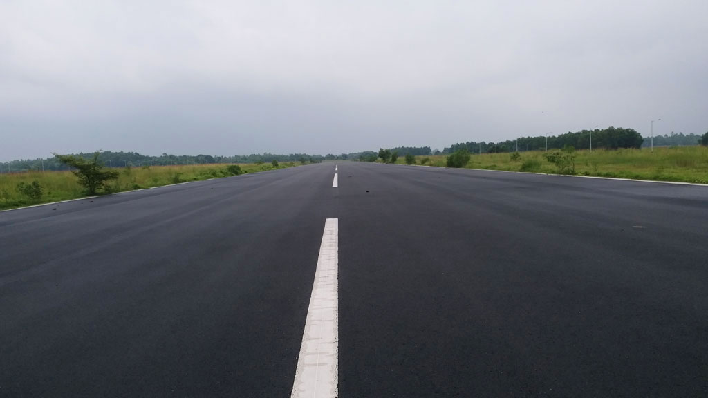 বাংলাদেশের তিন পাশে এবার পাঁচটি এয়ারস্ট্রিপ পুনরায় চালু করছে ভারত