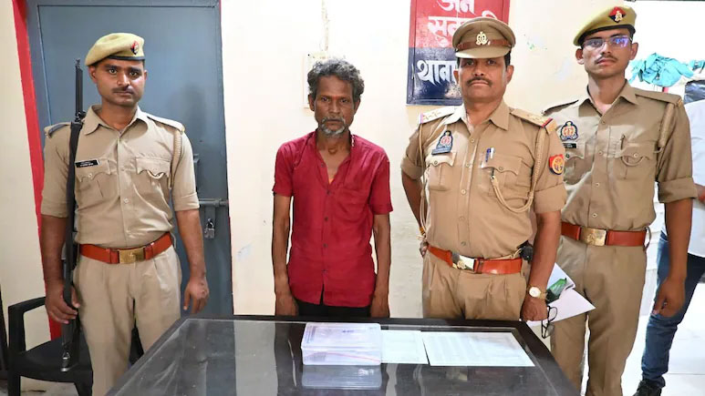প্রেমের বিয়ে মেনে না নিয়ে থানার ভেতরেই মেয়েকে খুন করলেন বাবা