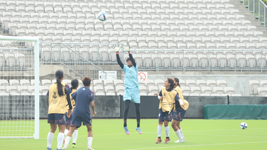 চীন-বাংলাদেশ ফুটবল ম্যাচ দেখবেন কোথায়