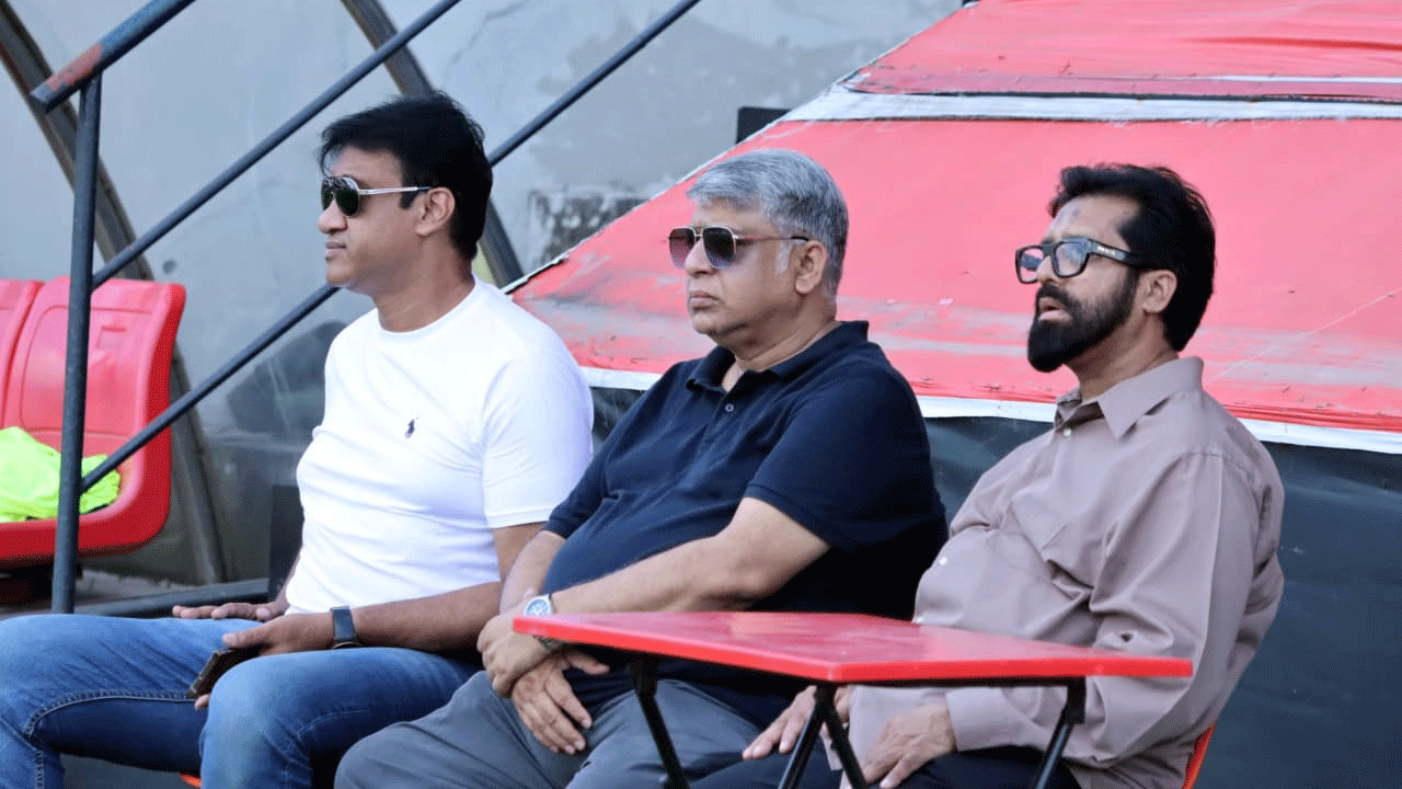 জাতীয় দলে পদ-পদবির খেলা