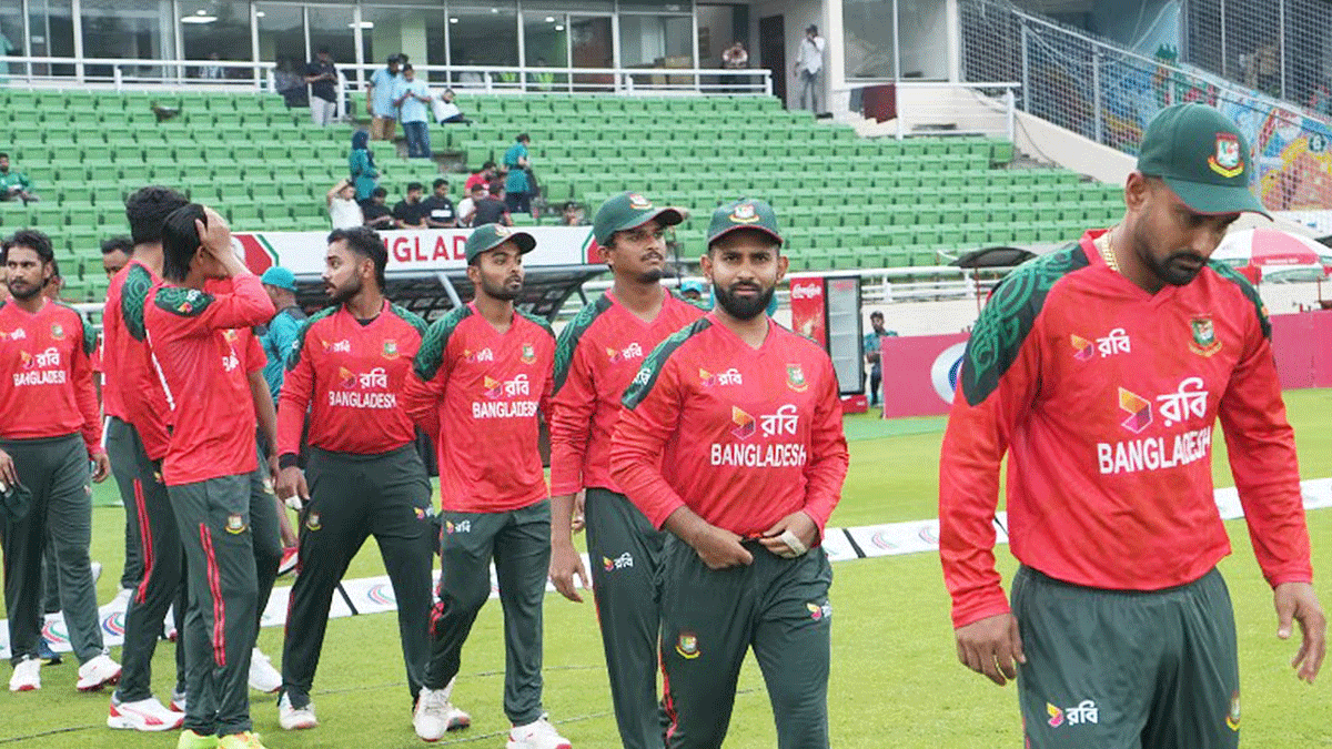 ভারত ইস্যুতে দেশের ক্রিকেটে ‘গৃহবিবাদ’