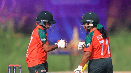 নাটকীয় জয়ে সেমিফাইনালের আরও কাছে বাংলাদেশ