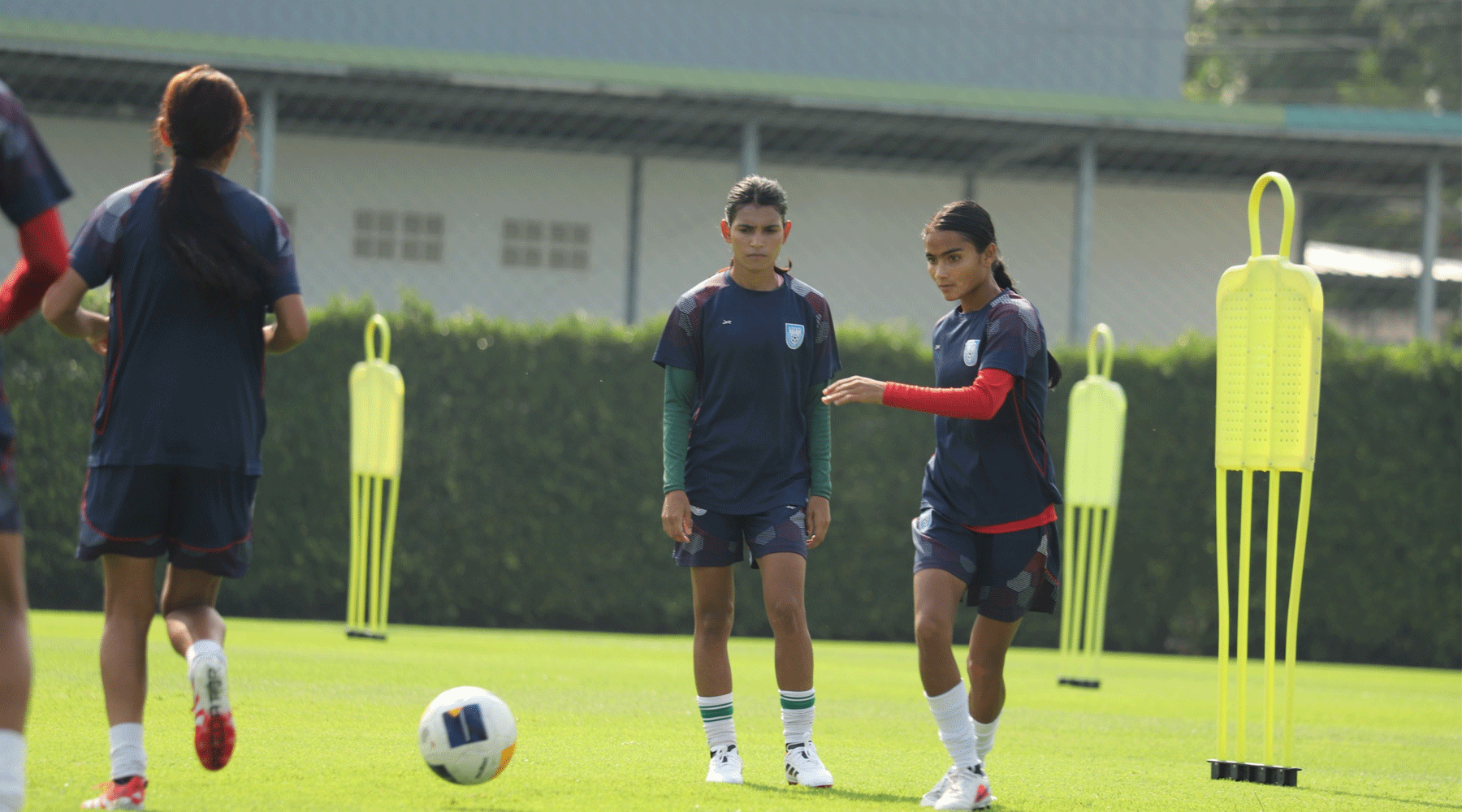 বাংলাদেশের সামনে আজ বাঁচা-মরার লড়াই