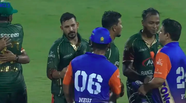 ভারতের বিপক্ষে রুদ্ধশ্বাস জয়ে টুর্নামেন্টে বাংলাদেশের প্রথম জয়
