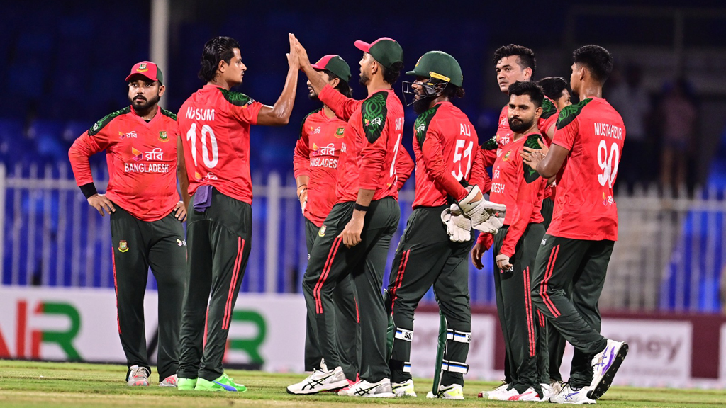 বাংলাদেশকে ১৫২ রানের লক্ষ্য দিল আফগানিস্তান