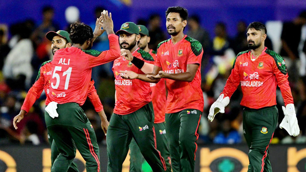 এশিয়া কাপে ‘লাকি জার্সি’ পরে খেলবেন লিটনরা
