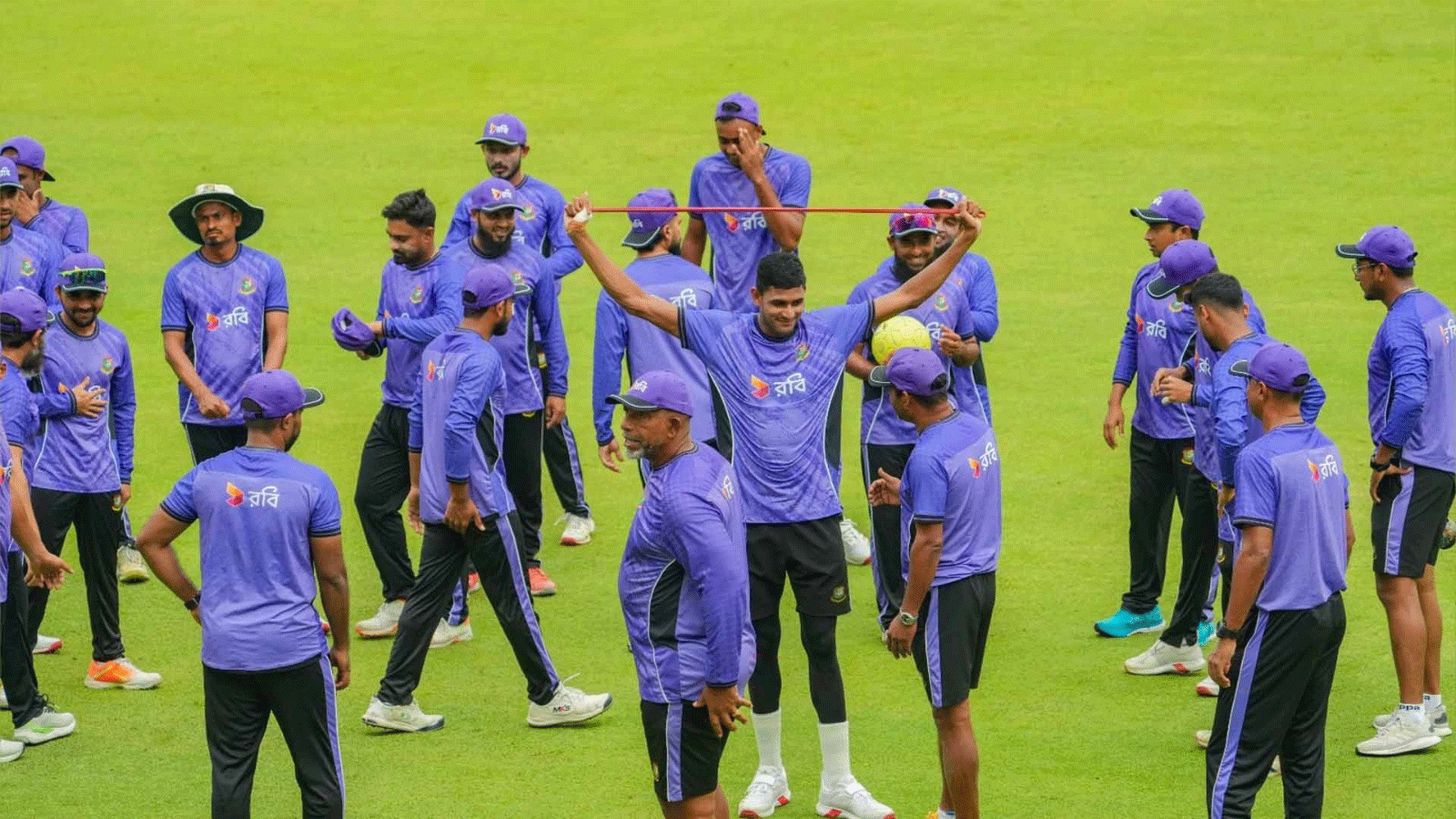 বাংলাদেশ নাকি পাকিস্তান, পেস আক্রমণে কারা এগিয়ে
