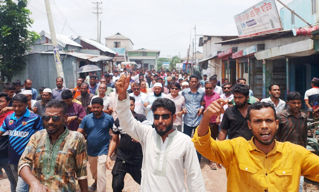 আওয়ামী লীগ নেতাদের বিরুদ্ধে মামলায় আসামি বিএনপির নেতা-কর্মীরাও