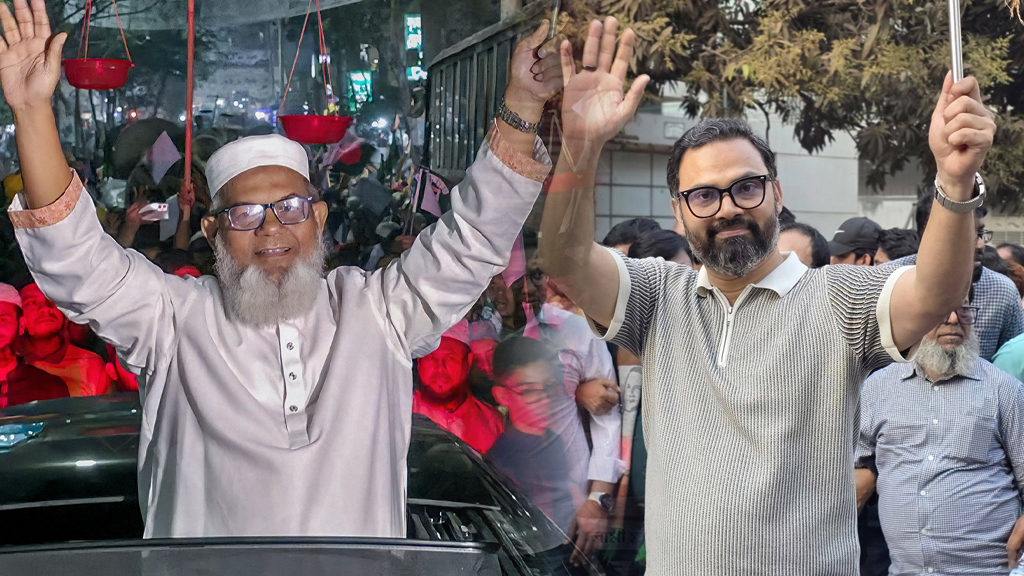 তারকা ফুটবলার আমিনুলকে চমক দেখানো কে এই আব্দুল বাতেন