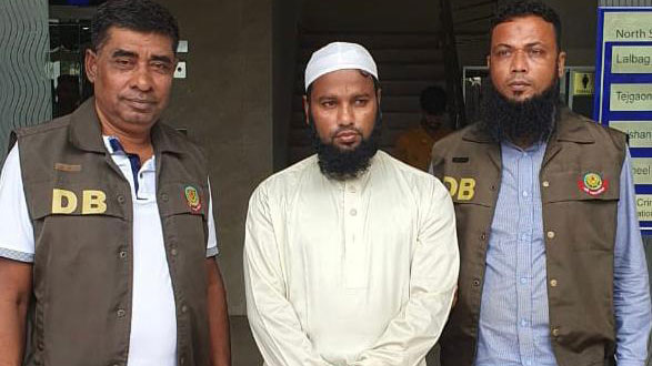 অল্প দামে মোবাইল বিক্রির বিজ্ঞাপন, কৌশলে হাতিয়ে নিত টাকা