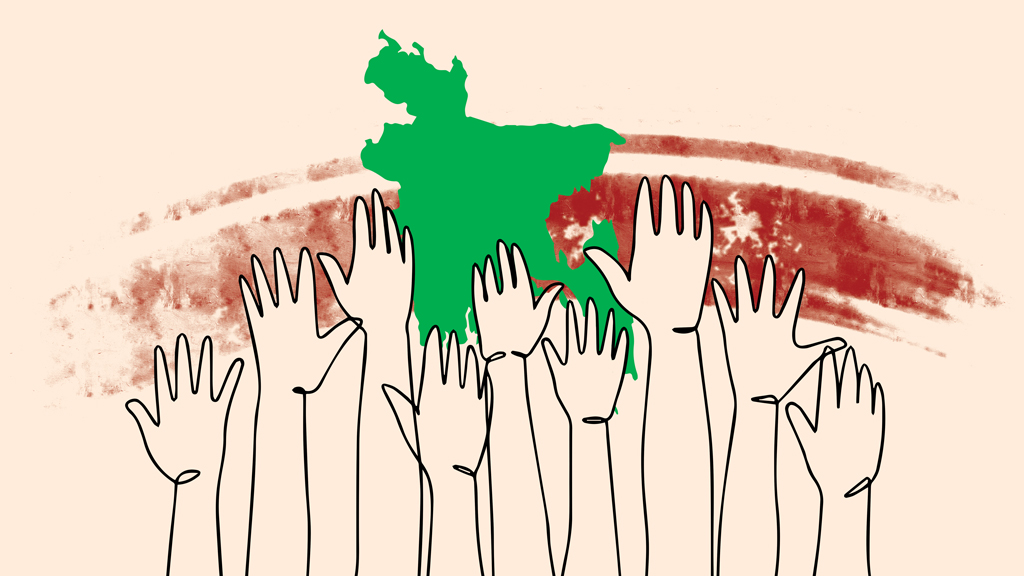 আড়ালে সন্তর্পণে সাপলুডু খেলা