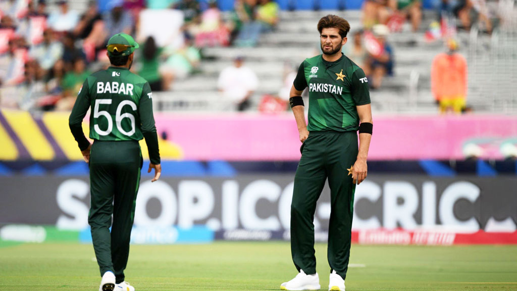 বাবর-শাহিনকে ছাড়াই বাংলাদেশে আসছে পাকিস্তান