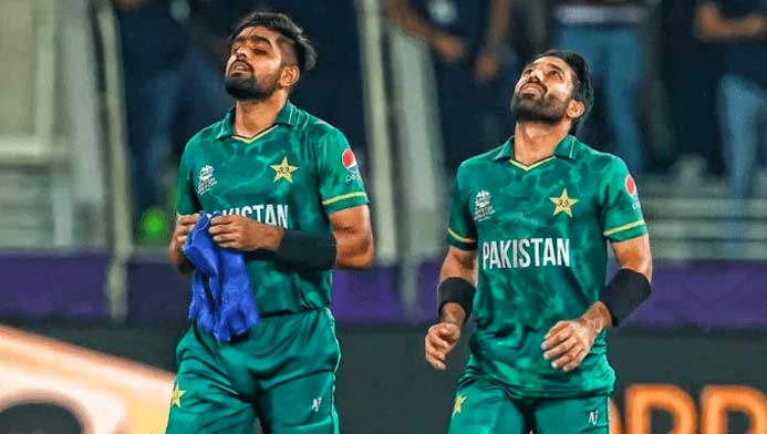 এশিয়া কাপের দলেও বাবর-রিজওয়ানদের রাখল না পাকিস্তান