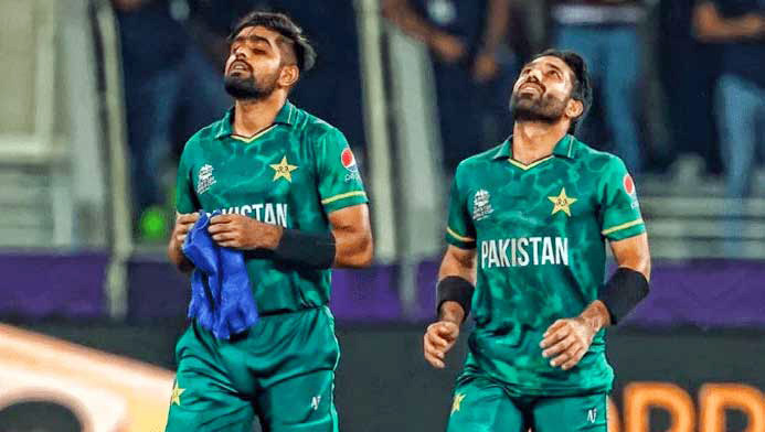 বাবর-রিজওয়ানকে শুধু দুঃসংবাদই দিচ্ছে পাকিস্তান