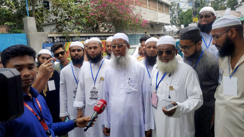 ‘ইভিএম নিয়ে লিখিত অভিযোগ দিয়েছি’ জানালেন হাতপাখার প্রার্থী