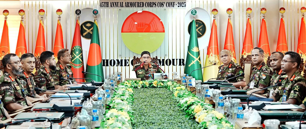 বগুড়ায় সাঁজোয়া কোরের সম্মেলনে সেনাপ্রধান