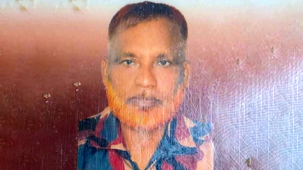 মহাসড়ক পার হতে গিয়ে ট্রাকচাপায় বিজিবি সদস্য নিহত