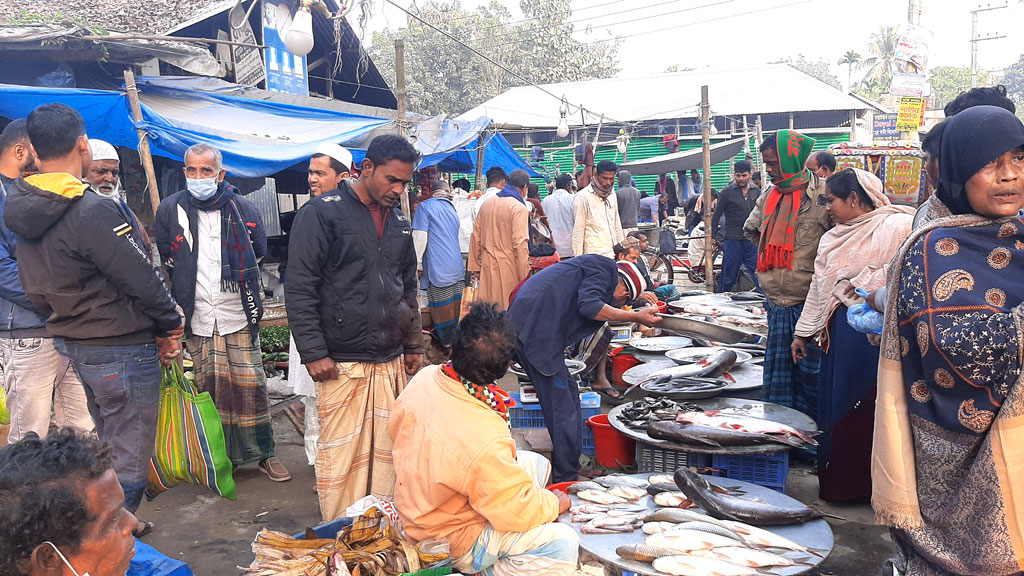 সংক্রমণ বাড়লেও মাস্কে অনীহা