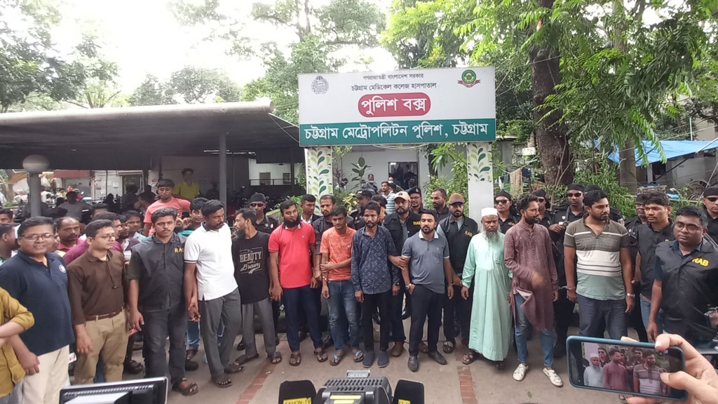 চমেক হাসপাতালে ২১ দালাল আটকের পর বিভিন্ন মেয়াদে কারাদণ্ড