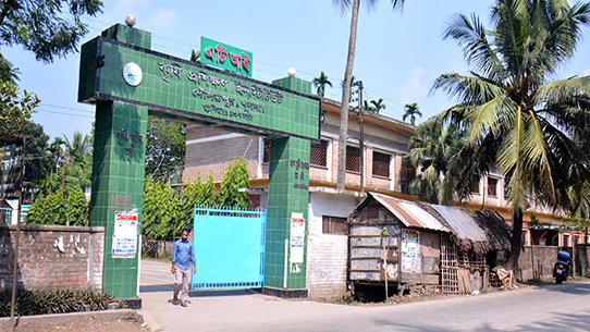 খুলনা কৃষি বিশ্ববিদ্যালয়ের ভিসির ছেলে-মেয়েসহ ৯ স্বজনের নিয়োগ বাতিলের নির্দেশ