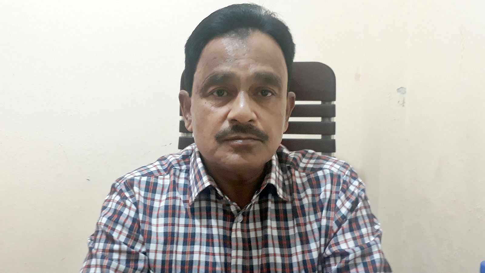 আলালের বিরুদ্ধে যশোরে সমন জারি