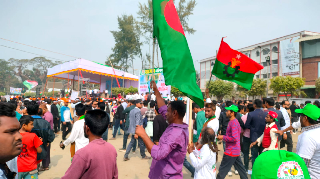বরিশালে বিএনপির জনসভা শুরু, সমাবেশস্থলে উৎসবের আমেজ