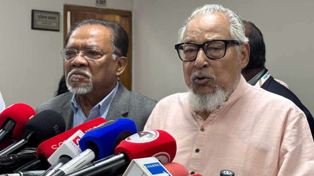 ভোট ঘিরে টাকা ছড়াচ্ছে জামায়াত: সিইসির কাছে অভিযোগ বিএনপির