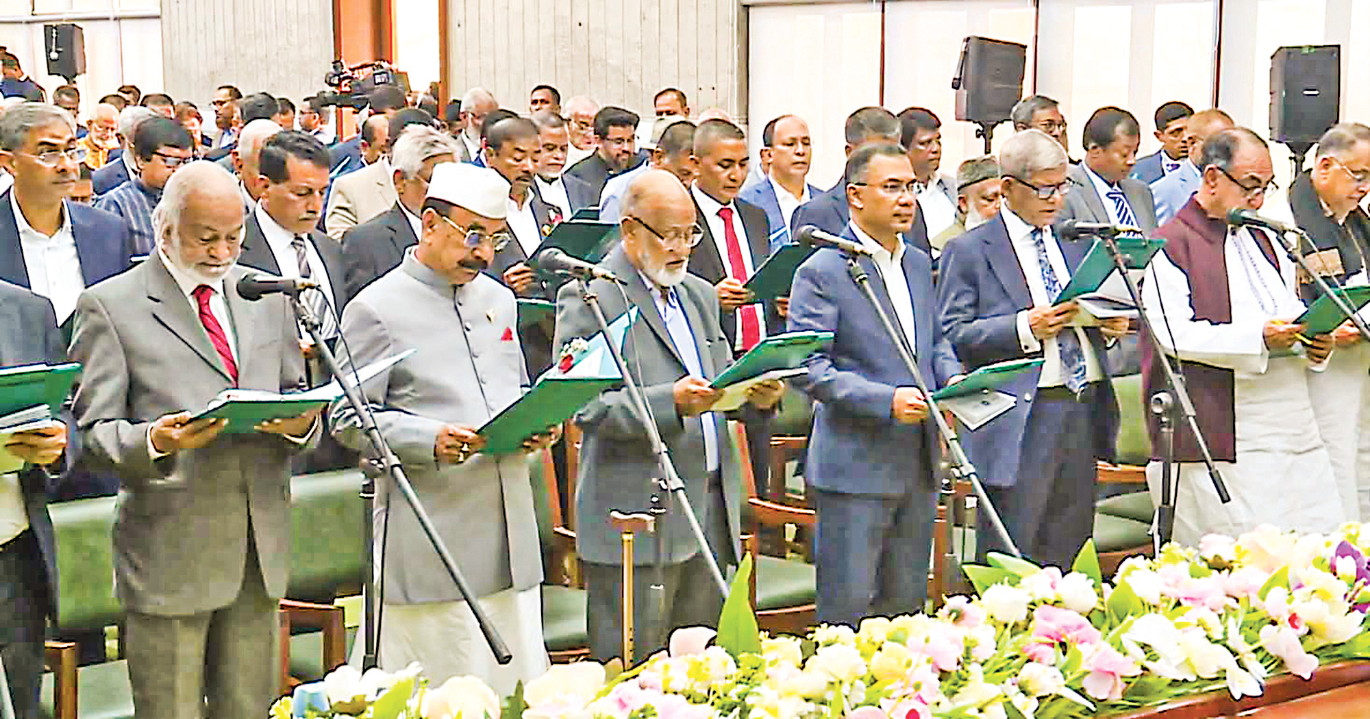 ‘আমরা’ আর ‘ওরা’র ঐতিহ্য কি চালু থাকবে