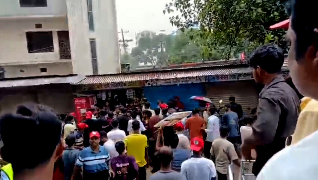 মুন্সিগঞ্জে বিএনপির প্রতিষ্ঠাবার্ষিকীর কর্মসূচিতে দুই পক্ষের সংঘর্ষ, আহত ১০