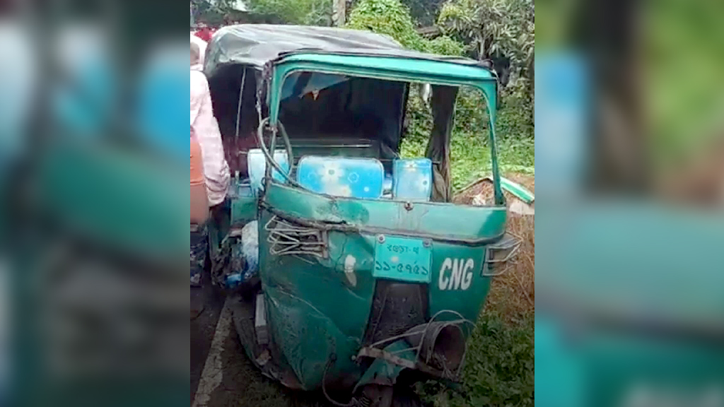 বগুড়ায় ট্রাকের ধাক্কায় অটোরিকশার নারী যাত্রী নিহত