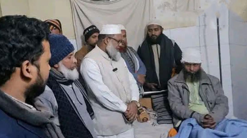 ধুনটে জামায়াতের ‘হ্যাঁ’ ভোটের প্রচারে হামলা, বিএনপির অর্ধশতাধিক নেতা-কর্মীর বিরুদ্ধে মামলা