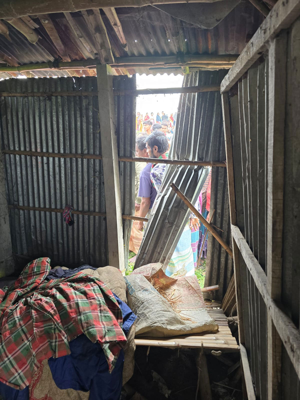 বগুড়ায় শ্যালো মেশিনের ঘর থেকে কৃষকের লাশ উদ্ধার