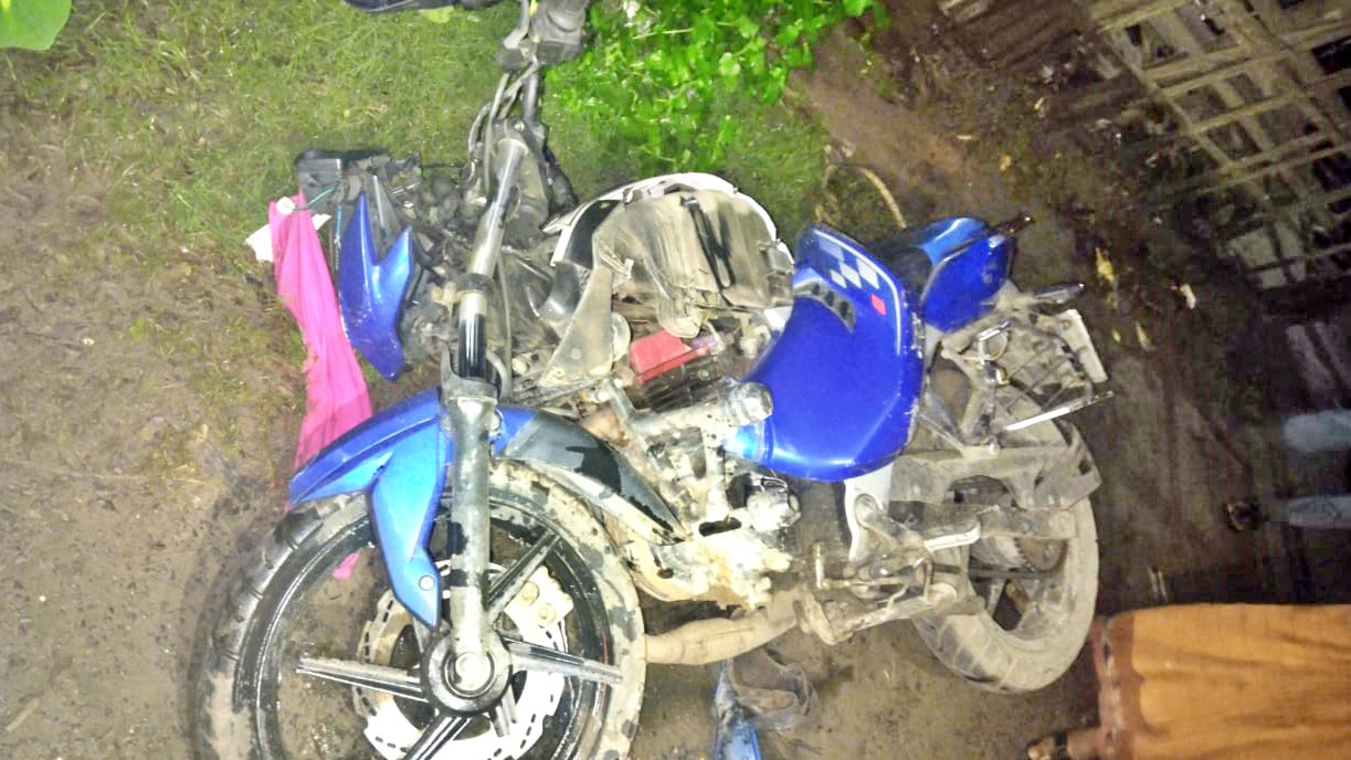 ফকিরহাটে ট্রাকের চাকায় পিষ্ট হয়ে মোটরসাইকেলচালক নিহত