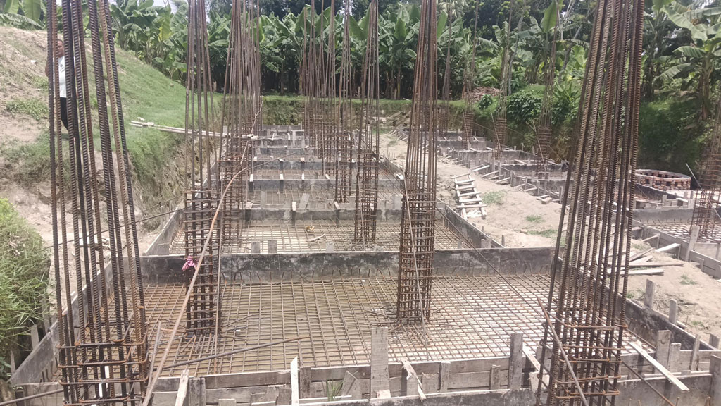 কোটি টাকার মাদ্রাসা ভবন নির্মাণসামগ্রী ও মেশিন নিয়ে উধাও শ্রমিকেরা