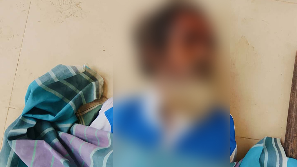 বৃদ্ধ ভিক্ষুকের পকেটে ছিল ৭০ হাজার টাকা