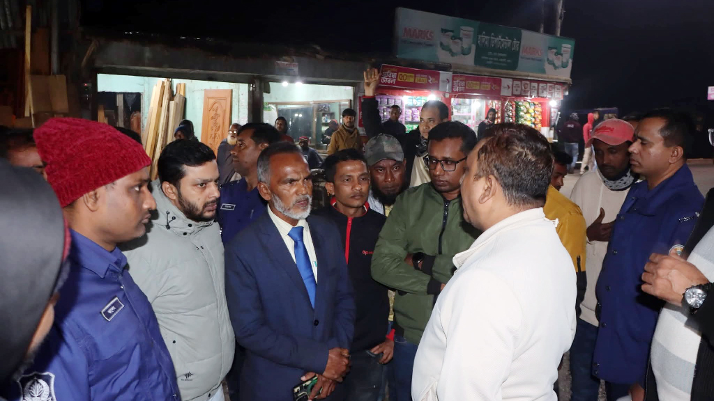 ভুল গ্রুপের রক্ত সঞ্চালনে প্রসূতির মৃত্যুর অভিযোগ, স্বজনদের বিক্ষোভ