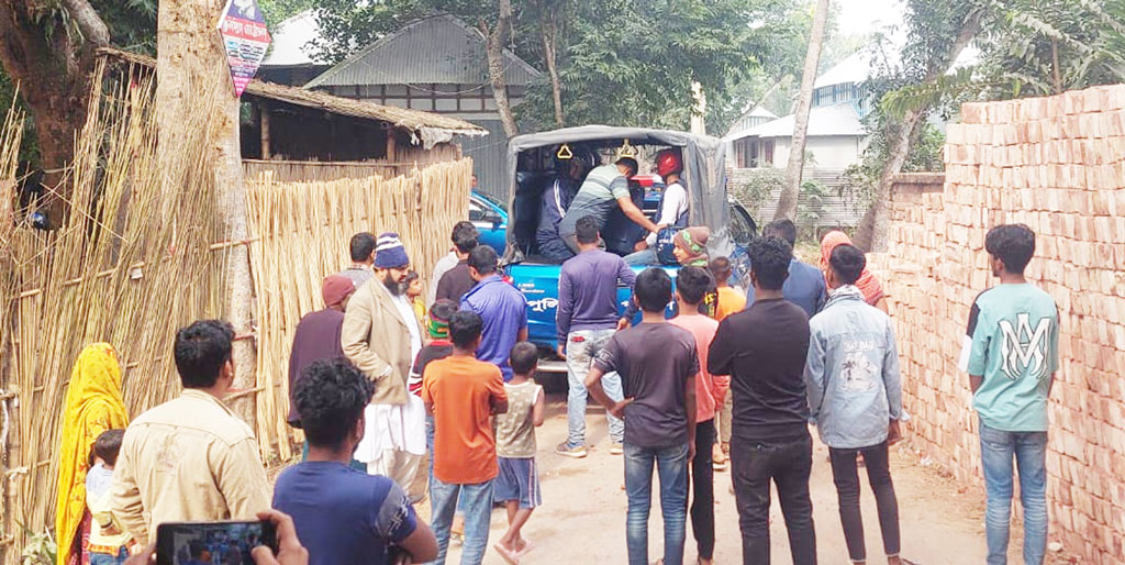 ফরিদপুরে ছাত্রীকে তৃতীয় বিয়ে নিয়ে দ্বন্দ্ব, দুই পক্ষের সংঘর্ষে আহত ১০