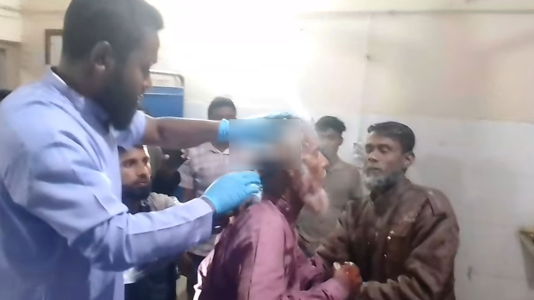 ভূরুঙ্গামারীতে সবজি বিক্রেতাকে ছুরিকাঘাত, ২৫ হাজার টাকা ছিনতাই