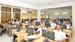 মেরিন ফিশারিজ একাডেমি, সমুদ্র জয়ের নায়ক গড়ার বিদ্যাপীঠ