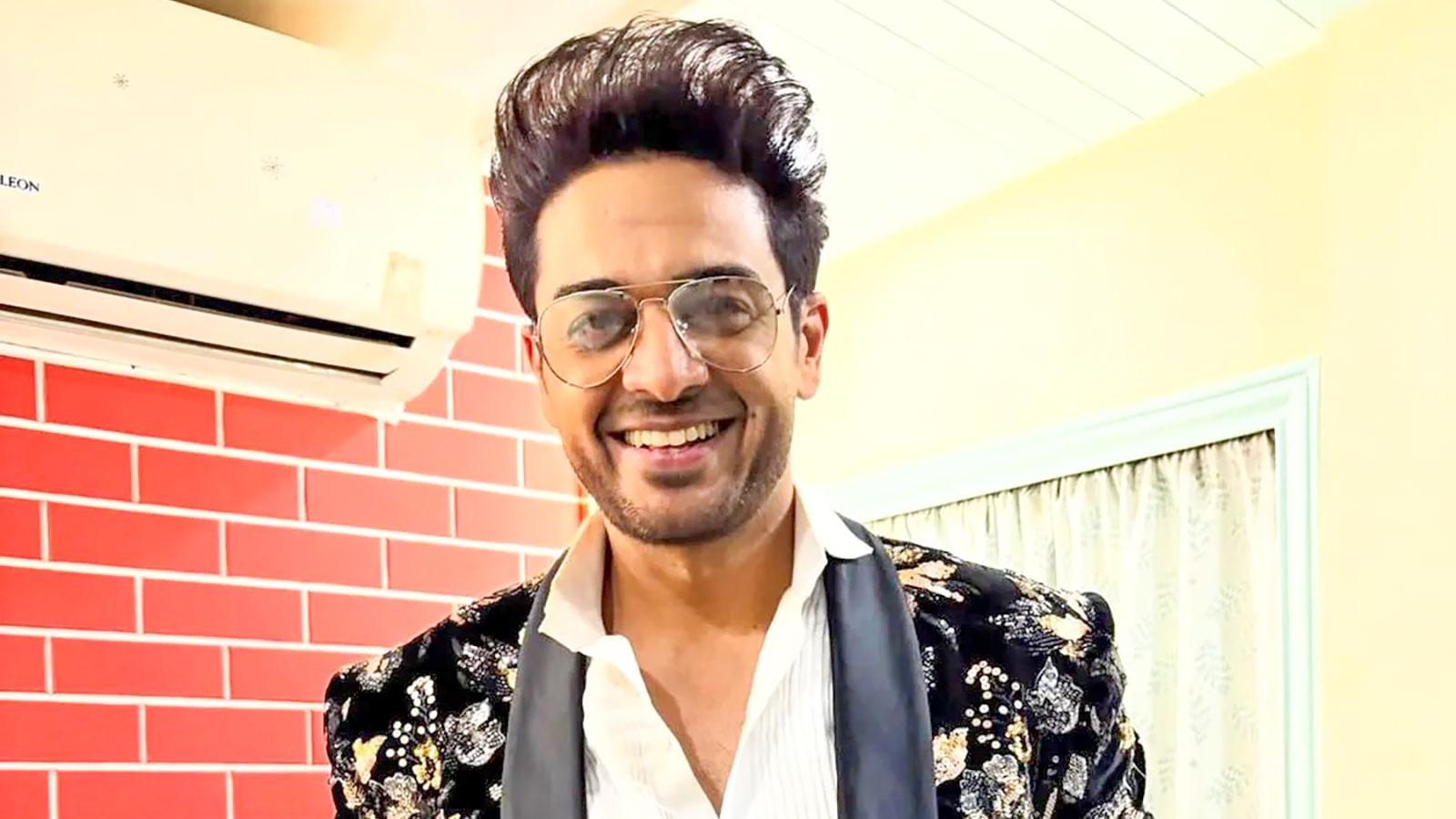 বিগ বসের শিরোপা জিতলেন গৌরব খান্না