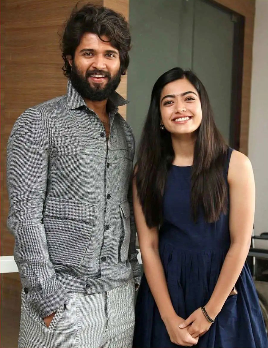 এ মাসেই বিজয় ও রাশমিকার বিয়ে