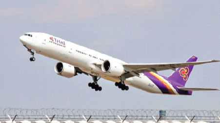 মে থেকে ফ্লাইট কমাবে থাই এয়ারওয়েজ