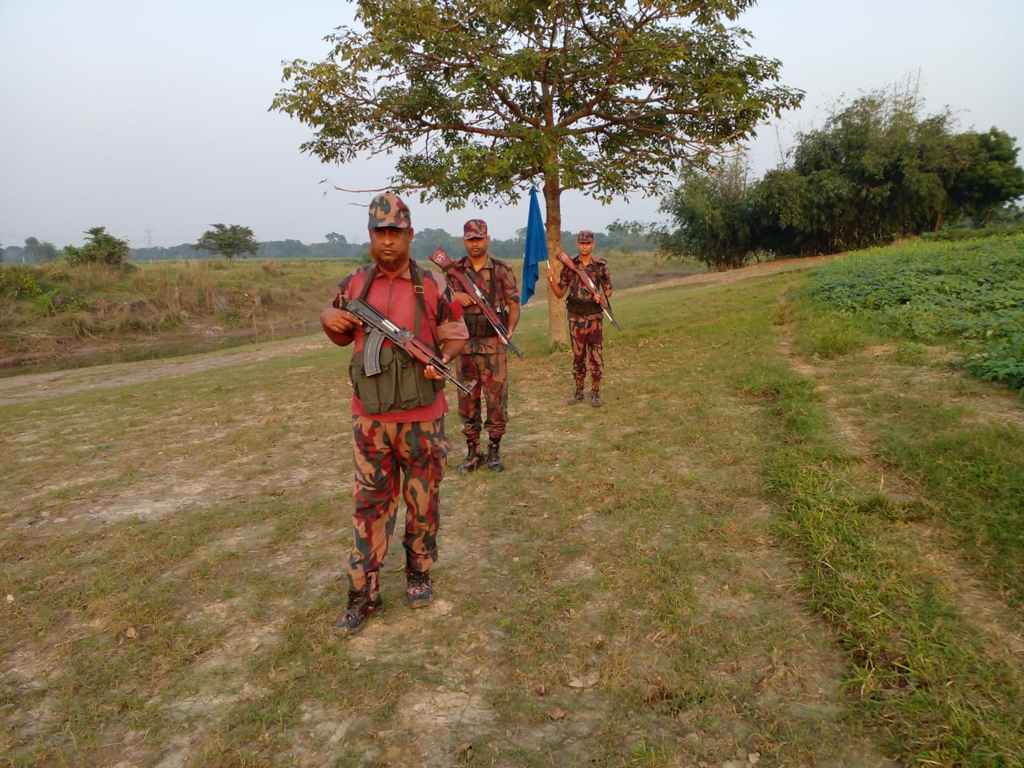 ভারতে নির্বাচন-পরবর্তী সহিংসতা: কুষ্টিয়া সীমান্তে সতর্ক অবস্থানে বিজিবি