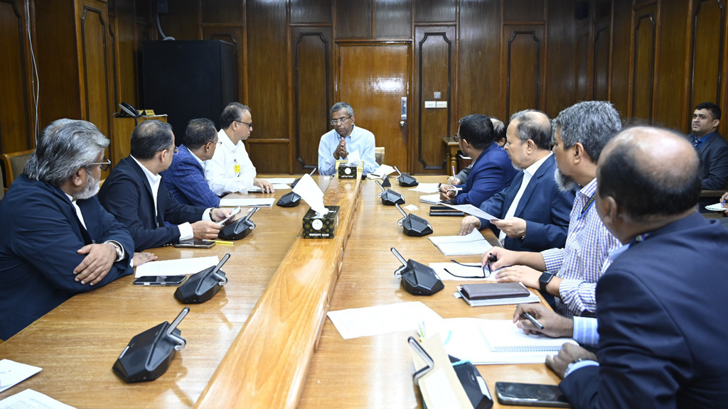 রপ্তানিকারকেরা নগদ সহায়তার অর্থছাড় পাবেন প্রতি মাসেই: গভর্নর