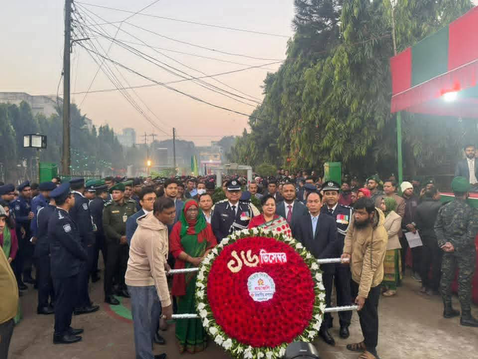 ময়মনসিংহে বিজয় দিবসে শহীদদের প্রতি শ্রদ্ধা