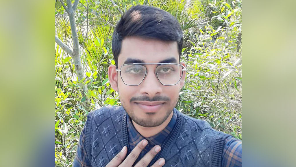 বাবার সঙ্গে ধান কাটতে গিয়ে বজ্রপাতে ছেলের মৃত্যু