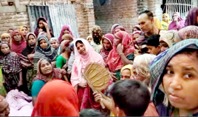 গাংনীতে বজ্রপাতে বাবার সামনে ছেলের মৃত্যু